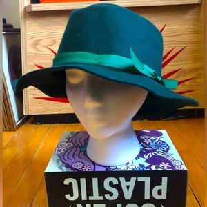 Vintage LL Bean Green Wool Hat